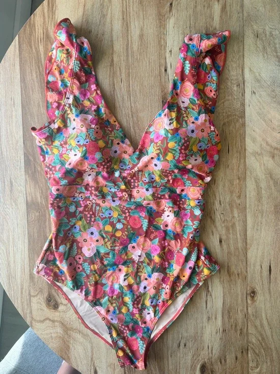 Summer Salt Ruffle Back Flip Floral One Piece Bathing Suit - Picture 1 of 6